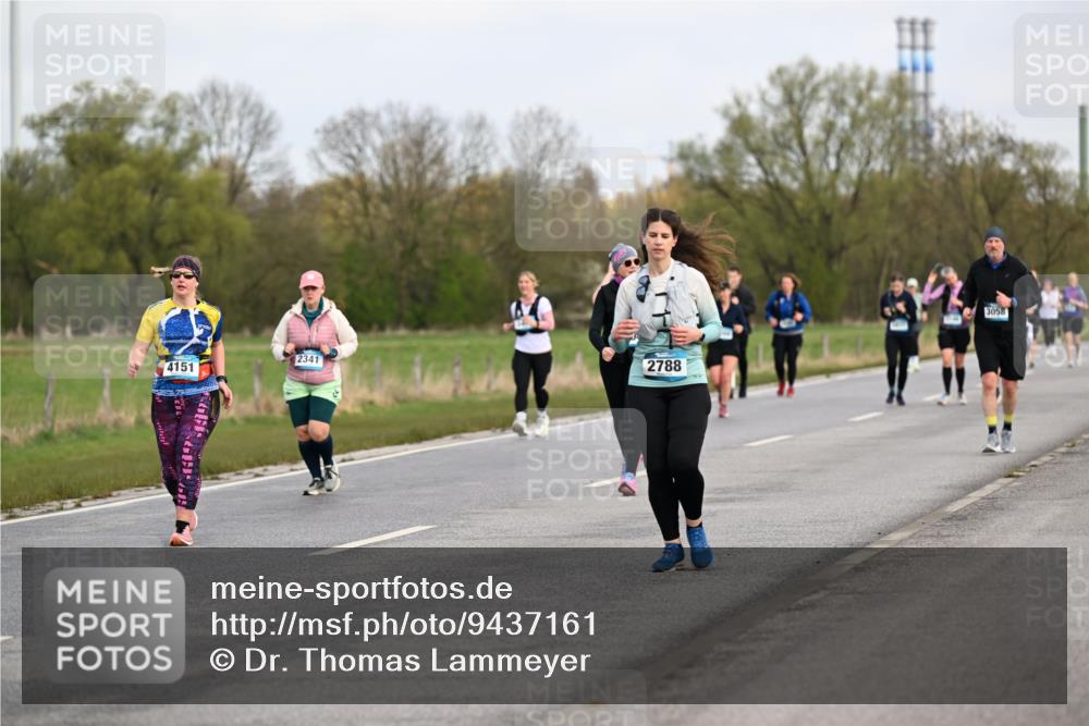 12.04.2026 - 45. Internationalen Wilhelmsburger Insellauf Dr. Thomas Lammeyer http://msf.ph/oto/9437161 12.04.2026 09:29:51 Laufen 2341, 4151, 2788, 3058 meine-sportfotos.de