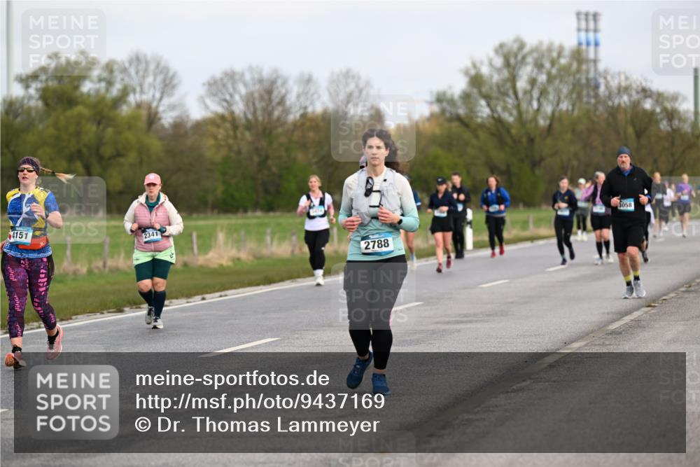 12.04.2026 - 45. Internationalen Wilhelmsburger Insellauf Dr. Thomas Lammeyer http://msf.ph/oto/9437169 12.04.2026 09:29:52 Laufen 4151, 2341, 2788, 3058 meine-sportfotos.de