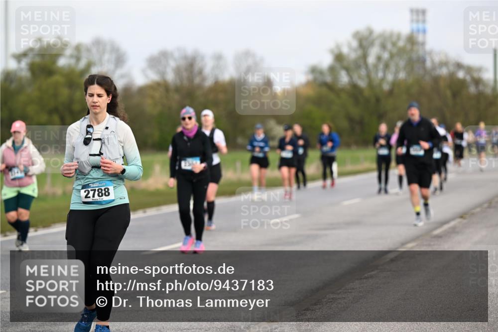 12.04.2026 - 45. Internationalen Wilhelmsburger Insellauf Dr. Thomas Lammeyer http://msf.ph/oto/9437183 12.04.2026 09:29:55 Laufen 2788 meine-sportfotos.de