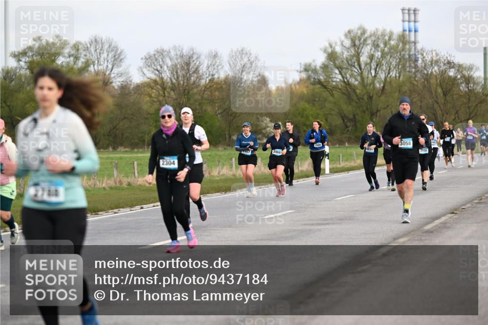 12.04.2026 - 45. Internationalen Wilhelmsburger Insellauf Dr. Thomas Lammeyer http://msf.ph/oto/9437184 12.04.2026 09:29:55 Laufen 2304, 2680, 2467, 2468, 583, 3058, 2135, 498 meine-sportfotos.de