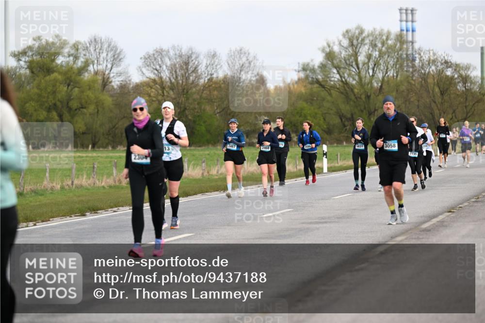 12.04.2026 - 45. Internationalen Wilhelmsburger Insellauf Dr. Thomas Lammeyer http://msf.ph/oto/9437188 12.04.2026 09:29:56 Laufen 230, 2467, 13, 2468, 2680, 5831, 3058 meine-sportfotos.de