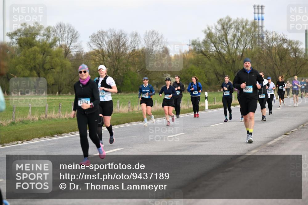 12.04.2026 - 45. Internationalen Wilhelmsburger Insellauf Dr. Thomas Lammeyer http://msf.ph/oto/9437189 12.04.2026 09:29:56 Laufen 5831, 813, 2467, 246, 2304, 3058, 2517, 2498, 2135 meine-sportfotos.de