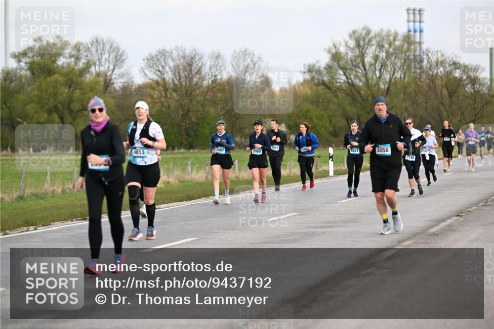 12.04.2026 - 45. Internationalen Wilhelmsburger Insellauf Dr. Thomas Lammeyer http://msf.ph/oto/9437192 12.04.2026 09:29:56 Laufen 2679, 4813, 2467, 2468, 2680, 5831, 3058, 2135, 2498 meine-sportfotos.de