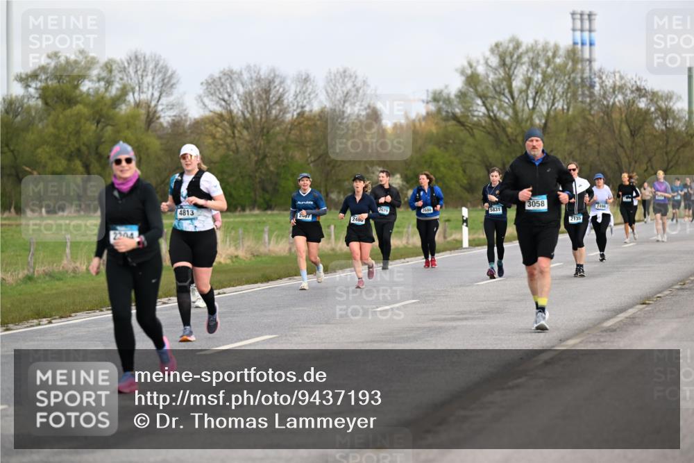 12.04.2026 - 45. Internationalen Wilhelmsburger Insellauf Dr. Thomas Lammeyer http://msf.ph/oto/9437193 12.04.2026 09:29:56 Laufen 2204, 4813, 2407, 2679, 2680, 5831, 240, 3058, 2135, 2498 meine-sportfotos.de