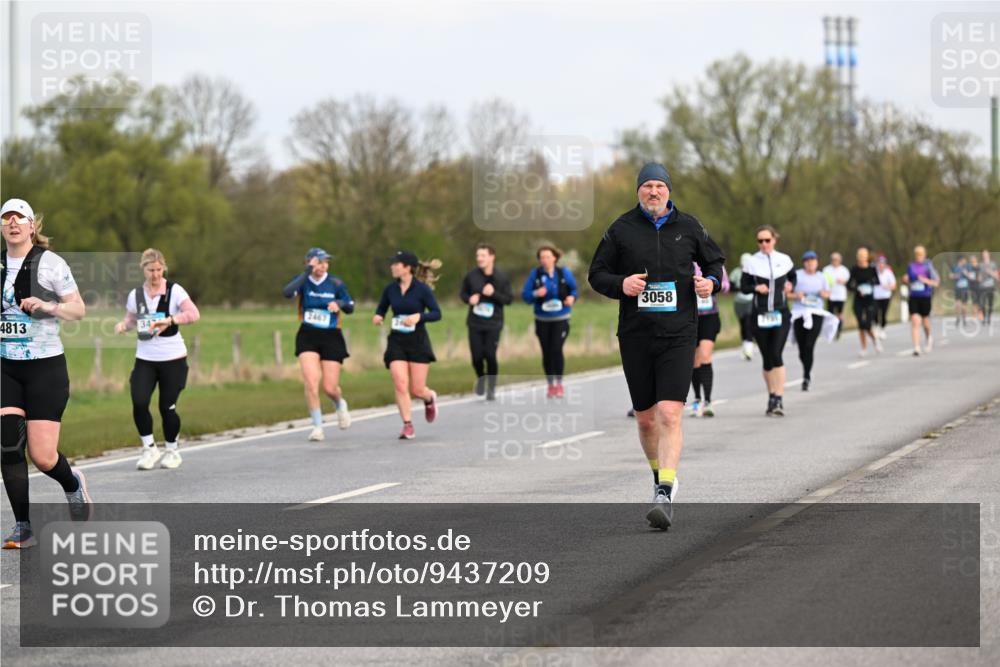 12.04.2026 - 45. Internationalen Wilhelmsburger Insellauf Dr. Thomas Lammeyer http://msf.ph/oto/9437209 12.04.2026 09:29:59 Laufen 2467, 34, 4813, 3058 meine-sportfotos.de