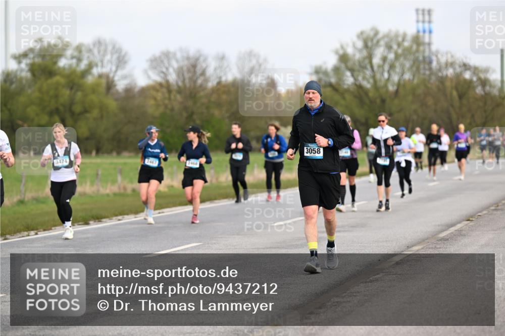 12.04.2026 - 45. Internationalen Wilhelmsburger Insellauf Dr. Thomas Lammeyer http://msf.ph/oto/9437212 12.04.2026 09:29:59 Laufen 3474, 3467, 3058 meine-sportfotos.de