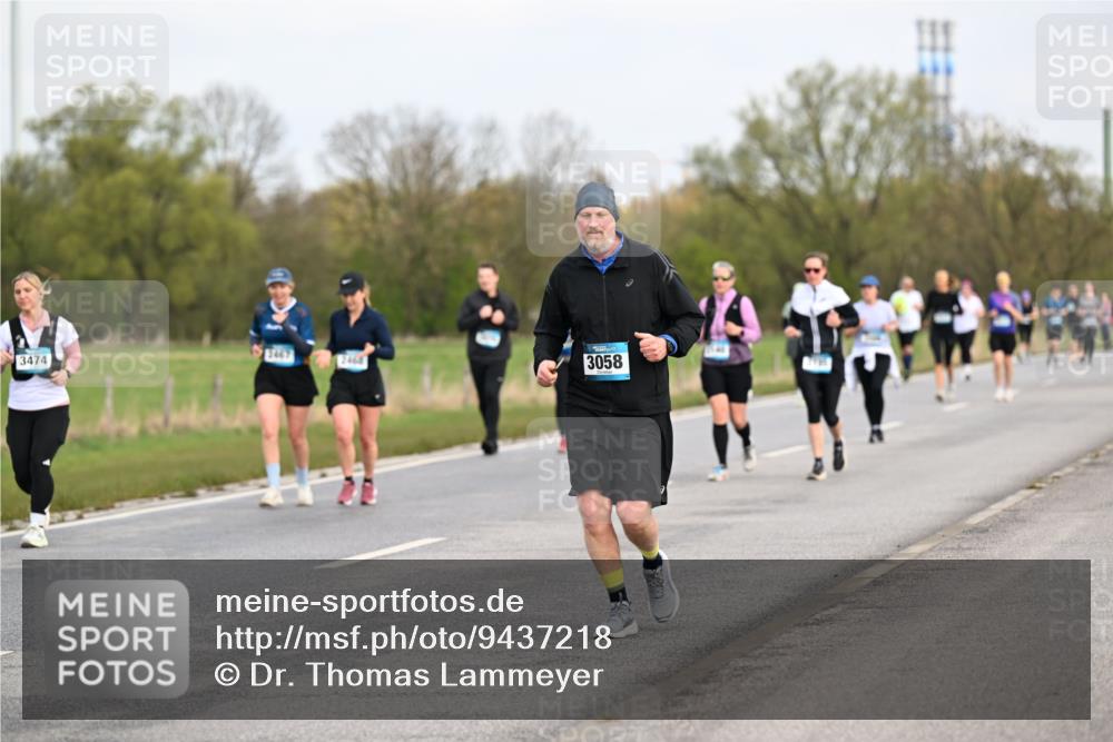 12.04.2026 - 45. Internationalen Wilhelmsburger Insellauf Dr. Thomas Lammeyer http://msf.ph/oto/9437218 12.04.2026 09:30:00 Laufen 3474, 5467, 3058 meine-sportfotos.de