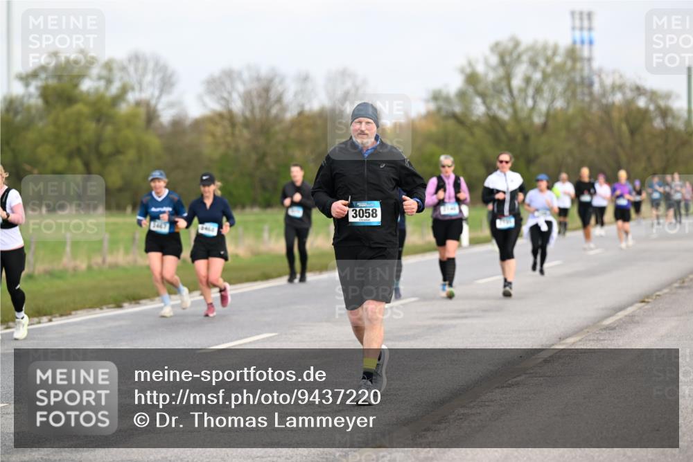12.04.2026 - 45. Internationalen Wilhelmsburger Insellauf Dr. Thomas Lammeyer http://msf.ph/oto/9437220 12.04.2026 09:30:00 Laufen 3058 meine-sportfotos.de