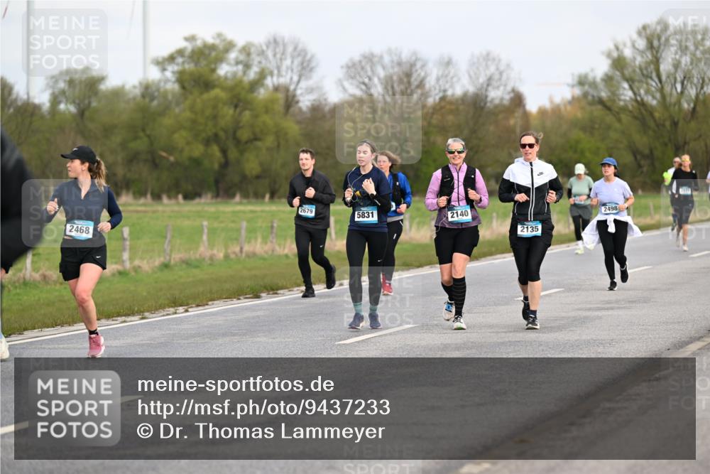 12.04.2026 - 45. Internationalen Wilhelmsburger Insellauf Dr. Thomas Lammeyer http://msf.ph/oto/9437233 12.04.2026 09:30:04 Laufen 2468, 2679, 2498, 5831, 2140, 2135 meine-sportfotos.de
