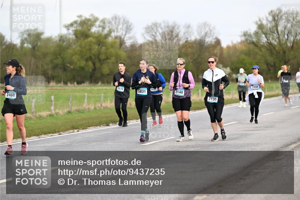 12.04.2026 - 45. Internationalen Wilhelmsburger Insellauf Dr. Thomas Lammeyer http://msf.ph/oto/9437235 12.04.2026 09:30:05 Laufen 2468, 2679, 2680, 5831, 2140, 2135, 2498 meine-sportfotos.de