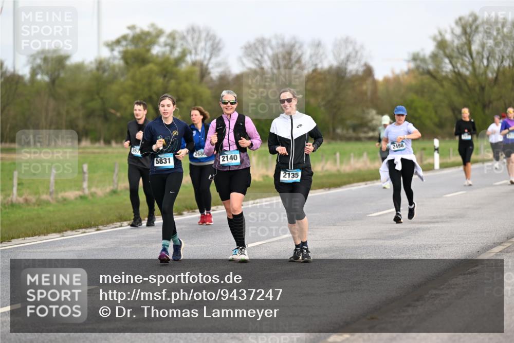 12.04.2026 - 45. Internationalen Wilhelmsburger Insellauf Dr. Thomas Lammeyer http://msf.ph/oto/9437247 12.04.2026 09:30:06 Laufen 267, 5831, 2680, 2140, 2135, 2498 meine-sportfotos.de