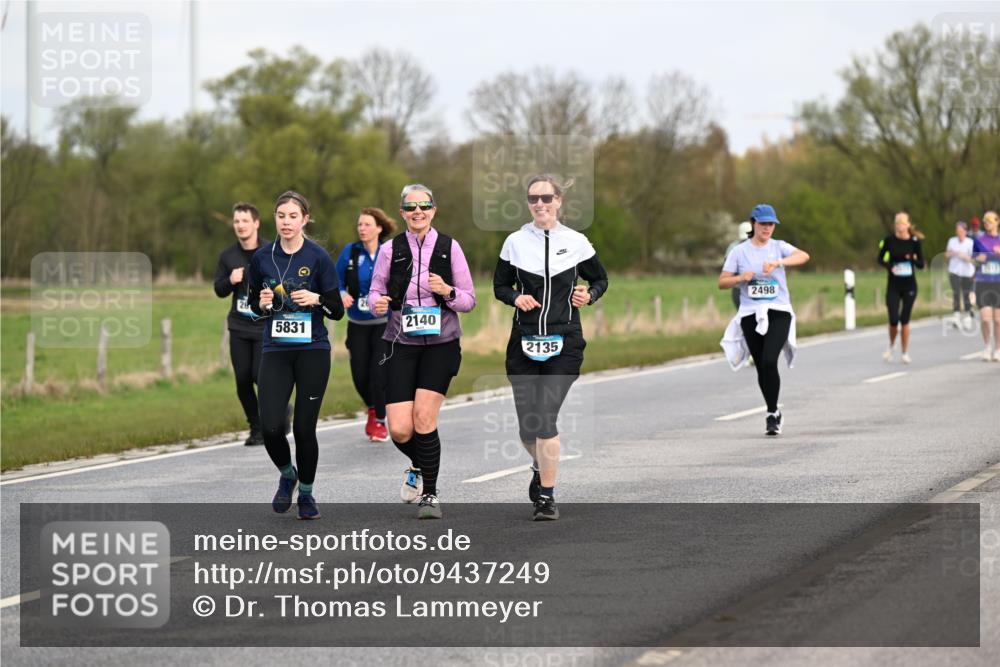 12.04.2026 - 45. Internationalen Wilhelmsburger Insellauf Dr. Thomas Lammeyer http://msf.ph/oto/9437249 12.04.2026 09:30:07 Laufen 5831, 2140, 2135, 2498 meine-sportfotos.de