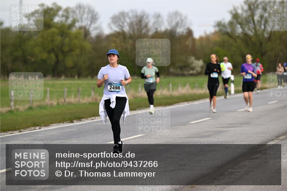 12.04.2026 - 45. Internationalen Wilhelmsburger Insellauf Dr. Thomas Lammeyer http://msf.ph/oto/9437266 12.04.2026 09:30:10 Laufen 2498 meine-sportfotos.de