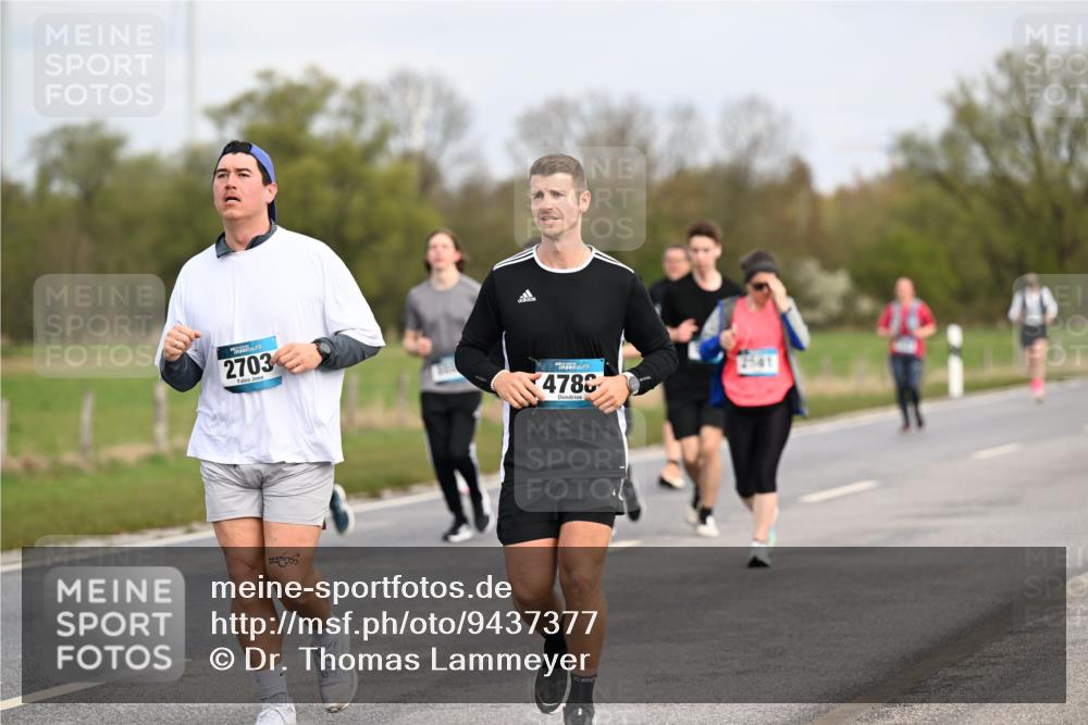 12.04.2026 - 45. Internationalen Wilhelmsburger Insellauf Dr. Thomas Lammeyer http://msf.ph/oto/9437377 12.04.2026 09:30:32 Laufen 2703, 478 meine-sportfotos.de