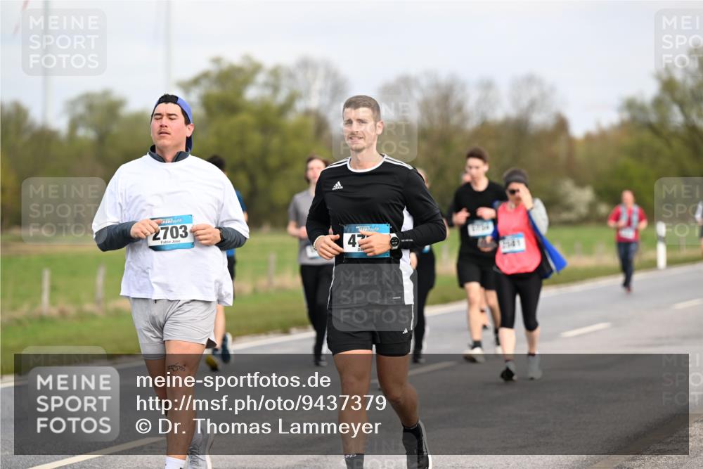 12.04.2026 - 45. Internationalen Wilhelmsburger Insellauf Dr. Thomas Lammeyer http://msf.ph/oto/9437379 12.04.2026 09:30:33 Laufen 2703, 42, 3754, 2541 meine-sportfotos.de