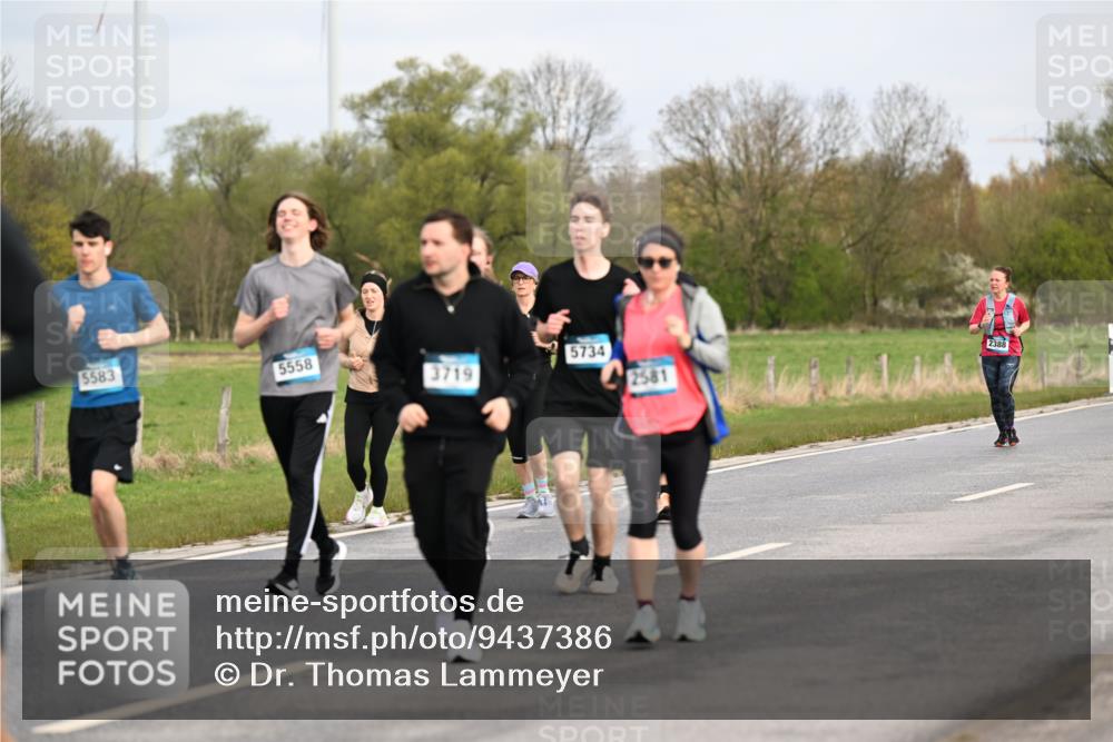 12.04.2026 - 45. Internationalen Wilhelmsburger Insellauf Dr. Thomas Lammeyer http://msf.ph/oto/9437386 12.04.2026 09:30:35 Laufen 5583, 5558, 5734, 3719, 2581, 2388 meine-sportfotos.de