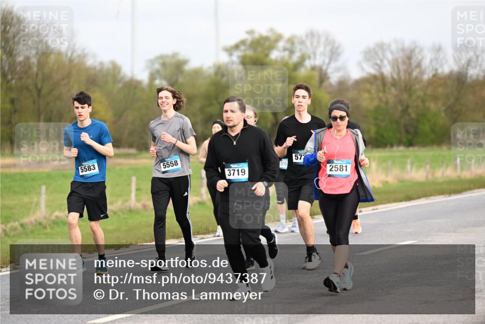 12.04.2026 - 45. Internationalen Wilhelmsburger Insellauf Dr. Thomas Lammeyer http://msf.ph/oto/9437387 12.04.2026 09:30:35 Laufen 5583, 5558, 3719, 305, 57, 2581 meine-sportfotos.de