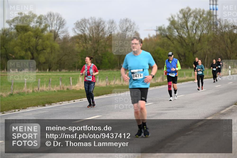 12.04.2026 - 45. Internationalen Wilhelmsburger Insellauf Dr. Thomas Lammeyer http://msf.ph/oto/9437412 12.04.2026 09:30:40 Laufen 2450, 2471, 2040, 2388 meine-sportfotos.de