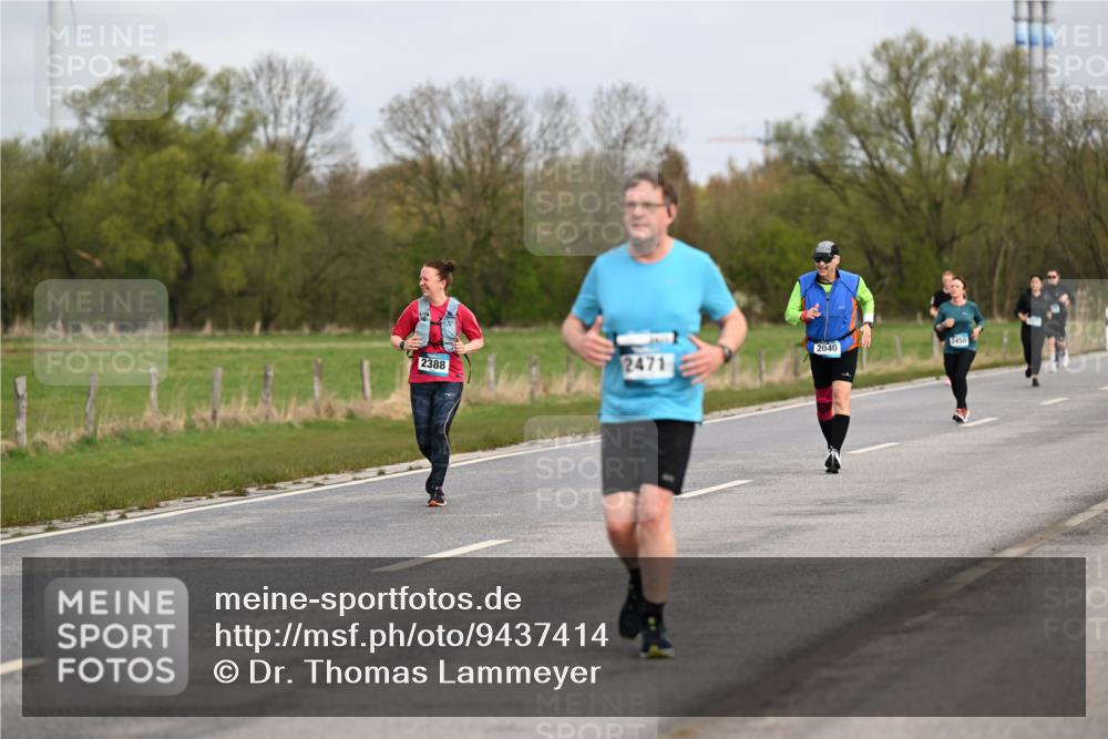12.04.2026 - 45. Internationalen Wilhelmsburger Insellauf Dr. Thomas Lammeyer http://msf.ph/oto/9437414 12.04.2026 09:30:40 Laufen 2450, 2040, 2388, 2471 meine-sportfotos.de
