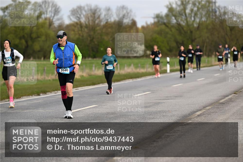12.04.2026 - 45. Internationalen Wilhelmsburger Insellauf Dr. Thomas Lammeyer http://msf.ph/oto/9437443 12.04.2026 09:30:48 Laufen 3543, 2040, 2450 meine-sportfotos.de
