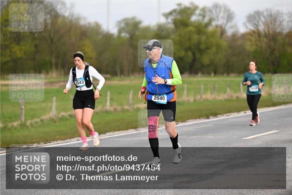 12.04.2026 - 45. Internationalen Wilhelmsburger Insellauf Dr. Thomas Lammeyer http://msf.ph/oto/9437454 12.04.2026 09:30:50 Laufen 3543, 2450, 2040 meine-sportfotos.de