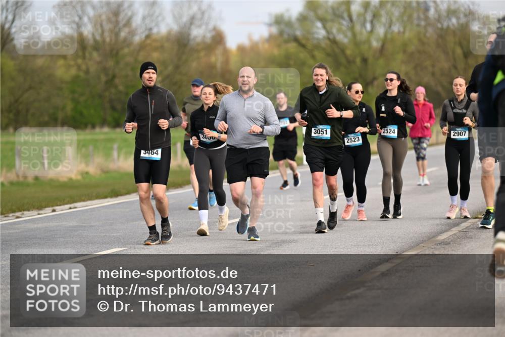 12.04.2026 - 45. Internationalen Wilhelmsburger Insellauf Dr. Thomas Lammeyer http://msf.ph/oto/9437471 12.04.2026 09:31:05 Laufen 3464, 3030, 3051, 2523, 2524, 2907 meine-sportfotos.de