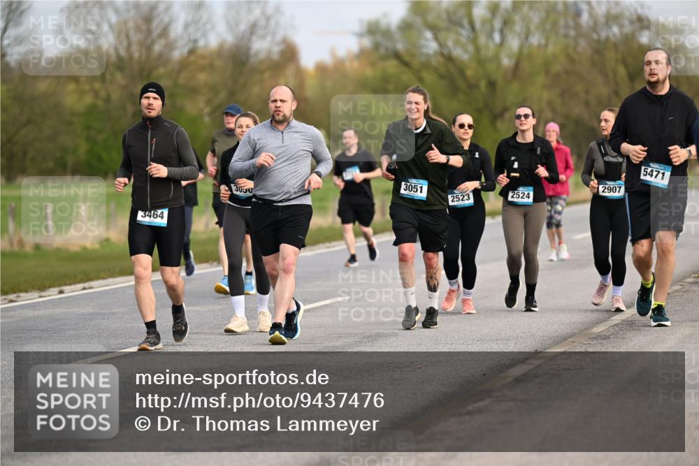 12.04.2026 - 45. Internationalen Wilhelmsburger Insellauf Dr. Thomas Lammeyer http://msf.ph/oto/9437476 12.04.2026 09:31:05 Laufen 3464, 3051, 2524, 3030, 2523, 2907, 5471 meine-sportfotos.de