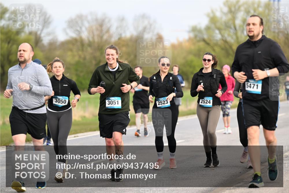 12.04.2026 - 45. Internationalen Wilhelmsburger Insellauf Dr. Thomas Lammeyer http://msf.ph/oto/9437495 12.04.2026 09:31:09 Laufen 3050, 3051, 2523, 2524, 5471 meine-sportfotos.de