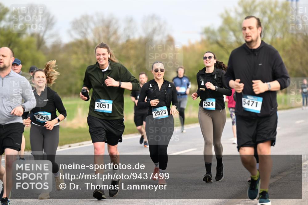 12.04.2026 - 45. Internationalen Wilhelmsburger Insellauf Dr. Thomas Lammeyer http://msf.ph/oto/9437499 12.04.2026 09:31:10 Laufen 3050, 3051, 2523, 2524, 5471 meine-sportfotos.de