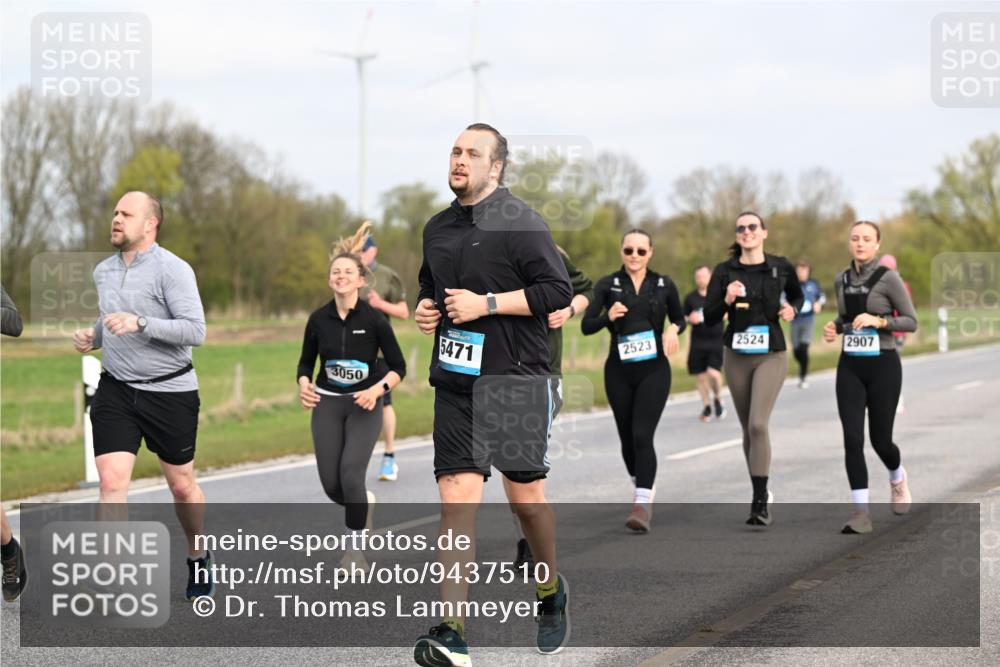 12.04.2026 - 45. Internationalen Wilhelmsburger Insellauf Dr. Thomas Lammeyer http://msf.ph/oto/9437510 12.04.2026 09:31:12 Laufen 2524, 2907, 5471, 2523, 3050 meine-sportfotos.de