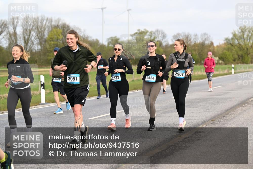 12.04.2026 - 45. Internationalen Wilhelmsburger Insellauf Dr. Thomas Lammeyer http://msf.ph/oto/9437516 12.04.2026 09:31:14 Laufen 4201, 3051, 2523, 2524, 2907 meine-sportfotos.de