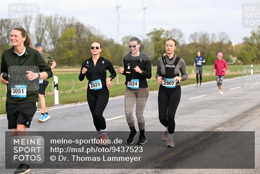 12.04.2026 - 45. Internationalen Wilhelmsburger Insellauf Dr. Thomas Lammeyer http://msf.ph/oto/9437523 12.04.2026 09:31:15 Laufen 3051, 01, 2523, 2524, 2907 meine-sportfotos.de
