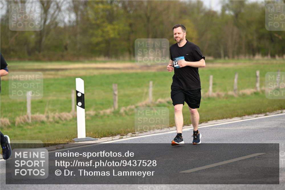 12.04.2026 - 45. Internationalen Wilhelmsburger Insellauf Dr. Thomas Lammeyer http://msf.ph/oto/9437528 12.04.2026 09:31:18 Laufen 27 meine-sportfotos.de