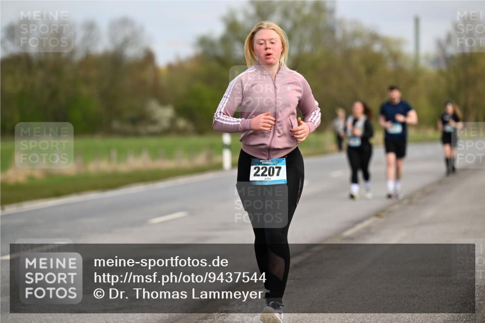 12.04.2026 - 45. Internationalen Wilhelmsburger Insellauf Dr. Thomas Lammeyer http://msf.ph/oto/9437544 12.04.2026 09:31:22 Laufen 2207 meine-sportfotos.de