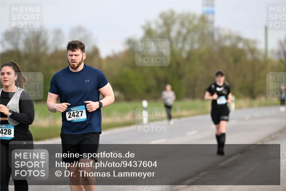 12.04.2026 - 45. Internationalen Wilhelmsburger Insellauf Dr. Thomas Lammeyer http://msf.ph/oto/9437604 12.04.2026 09:31:33 Laufen 428, 2427 meine-sportfotos.de