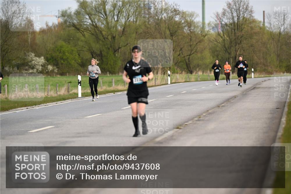12.04.2026 - 45. Internationalen Wilhelmsburger Insellauf Dr. Thomas Lammeyer http://msf.ph/oto/9437608 12.04.2026 09:31:34 Laufen 2161 meine-sportfotos.de