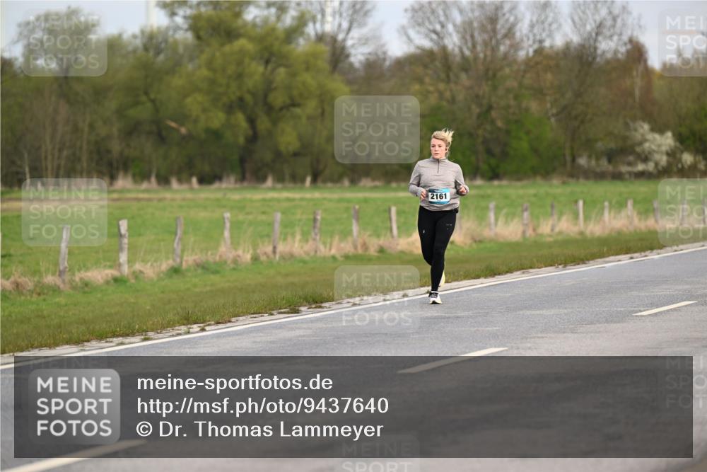 12.04.2026 - 45. Internationalen Wilhelmsburger Insellauf Dr. Thomas Lammeyer http://msf.ph/oto/9437640 12.04.2026 09:31:45 Laufen 2161 meine-sportfotos.de