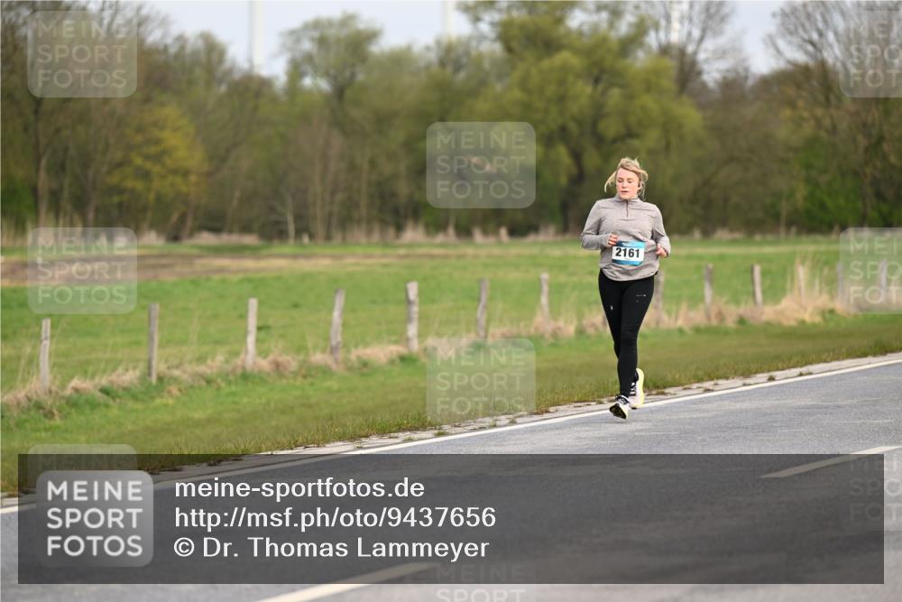 12.04.2026 - 45. Internationalen Wilhelmsburger Insellauf Dr. Thomas Lammeyer http://msf.ph/oto/9437656 12.04.2026 09:31:47 Laufen 2161 meine-sportfotos.de