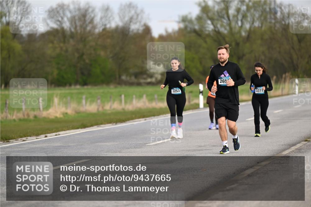 12.04.2026 - 45. Internationalen Wilhelmsburger Insellauf Dr. Thomas Lammeyer http://msf.ph/oto/9437665 12.04.2026 09:32:04 Laufen 3253, 265, 3371 meine-sportfotos.de