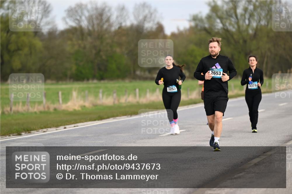 12.04.2026 - 45. Internationalen Wilhelmsburger Insellauf Dr. Thomas Lammeyer http://msf.ph/oto/9437673 12.04.2026 09:32:05 Laufen 3253, 2653, 3371 meine-sportfotos.de