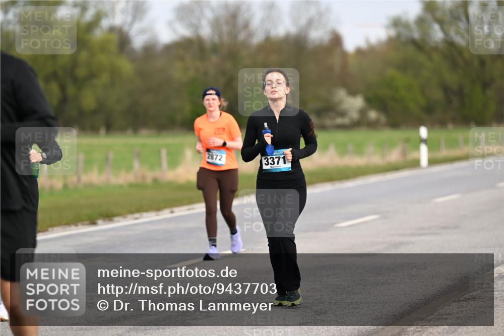 12.04.2026 - 45. Internationalen Wilhelmsburger Insellauf Dr. Thomas Lammeyer http://msf.ph/oto/9437703 12.04.2026 09:32:11 Laufen 2872, 3371 meine-sportfotos.de