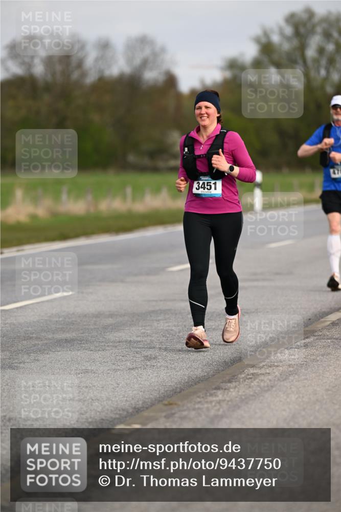 12.04.2026 - 45. Internationalen Wilhelmsburger Insellauf Dr. Thomas Lammeyer http://msf.ph/oto/9437750 12.04.2026 09:33:13 Laufen 3451 meine-sportfotos.de