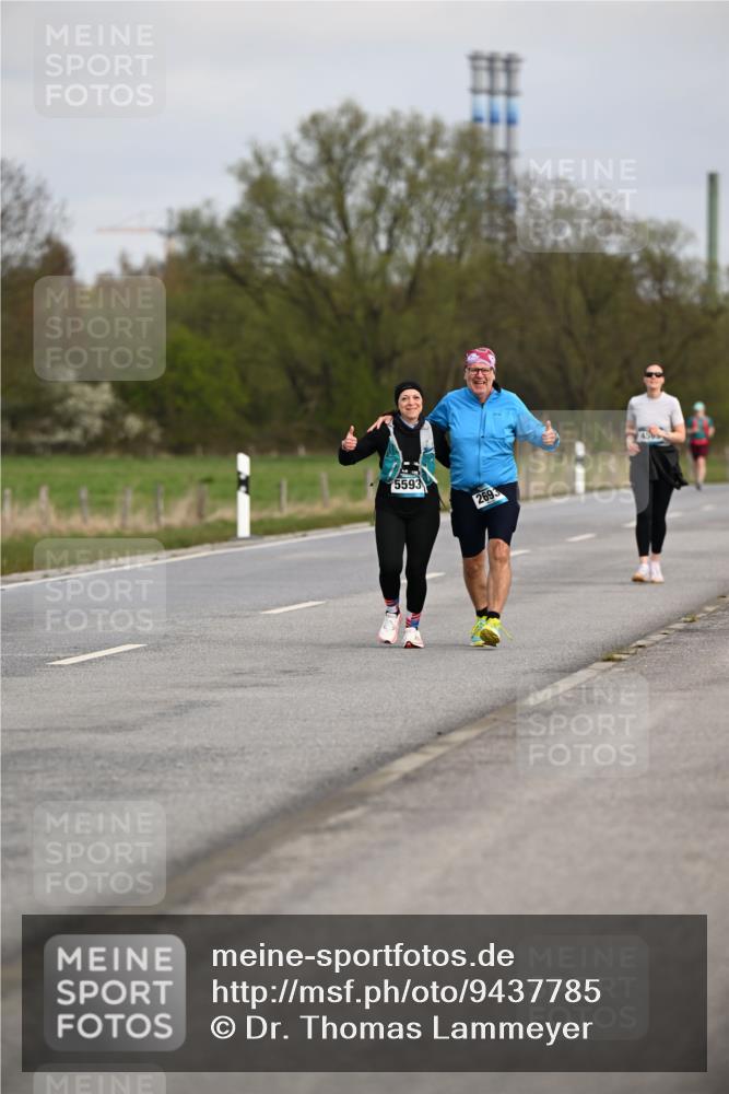 12.04.2026 - 45. Internationalen Wilhelmsburger Insellauf Dr. Thomas Lammeyer http://msf.ph/oto/9437785 12.04.2026 09:33:27 Laufen 5593, 2693, 4569 meine-sportfotos.de