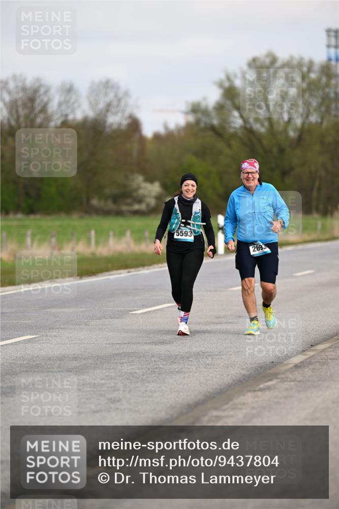 12.04.2026 - 45. Internationalen Wilhelmsburger Insellauf Dr. Thomas Lammeyer http://msf.ph/oto/9437804 12.04.2026 09:33:30 Laufen 5593, 2693 meine-sportfotos.de