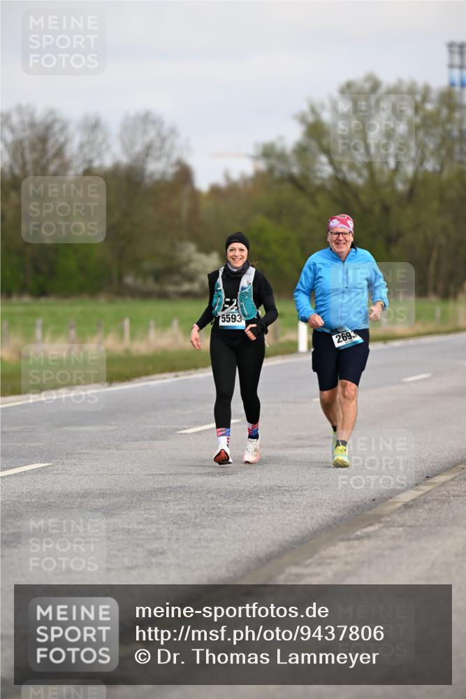 12.04.2026 - 45. Internationalen Wilhelmsburger Insellauf Dr. Thomas Lammeyer http://msf.ph/oto/9437806 12.04.2026 09:33:30 Laufen 5593, 2693 meine-sportfotos.de