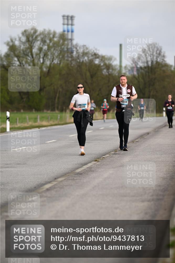12.04.2026 - 45. Internationalen Wilhelmsburger Insellauf Dr. Thomas Lammeyer http://msf.ph/oto/9437813 12.04.2026 09:33:33 Laufen 4509, 4508 meine-sportfotos.de