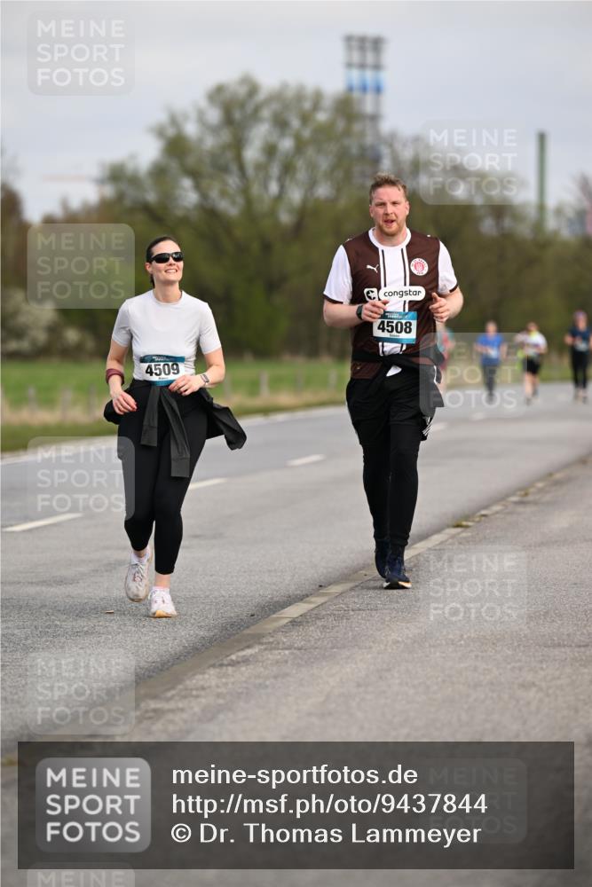 12.04.2026 - 45. Internationalen Wilhelmsburger Insellauf Dr. Thomas Lammeyer http://msf.ph/oto/9437844 12.04.2026 09:33:39 Laufen 4509, 4508 meine-sportfotos.de
