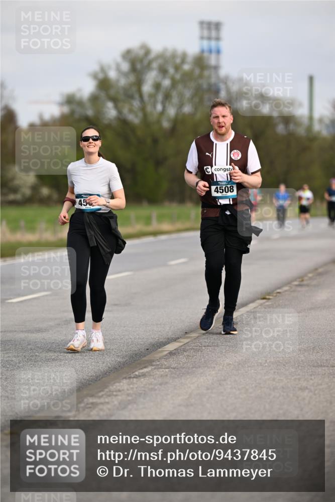 12.04.2026 - 45. Internationalen Wilhelmsburger Insellauf Dr. Thomas Lammeyer http://msf.ph/oto/9437845 12.04.2026 09:33:39 Laufen 45, 4508 meine-sportfotos.de