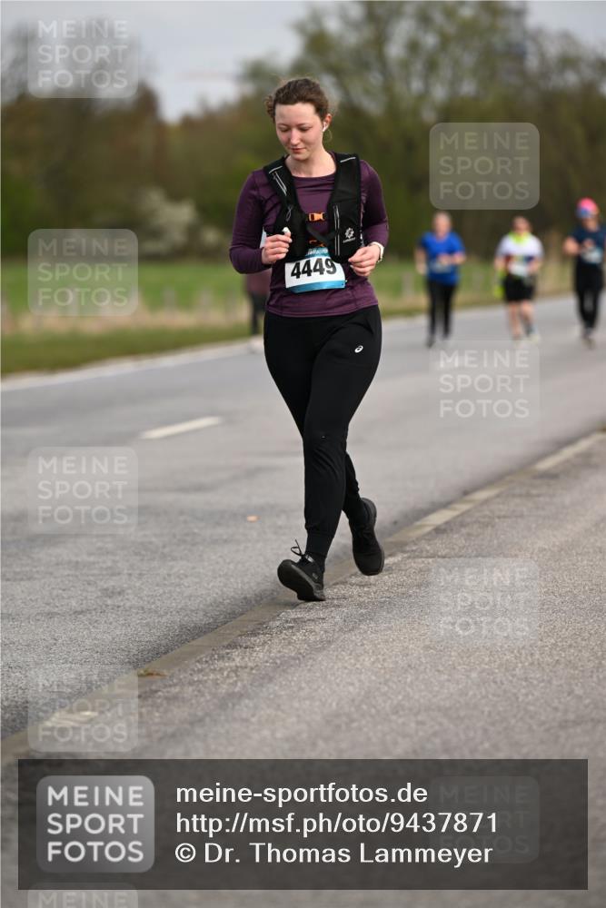 12.04.2026 - 45. Internationalen Wilhelmsburger Insellauf Dr. Thomas Lammeyer http://msf.ph/oto/9437871 12.04.2026 09:33:57 Laufen 4449 meine-sportfotos.de