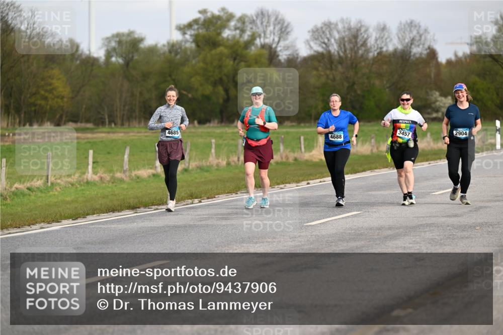 12.04.2026 - 45. Internationalen Wilhelmsburger Insellauf Dr. Thomas Lammeyer http://msf.ph/oto/9437906 12.04.2026 09:34:12 Laufen 4685, 4688, 3457, 2904 meine-sportfotos.de